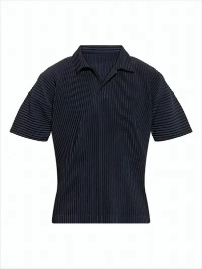 Issey Miyake Textured Pleated Polo Shirt With Classic Collar In Blue