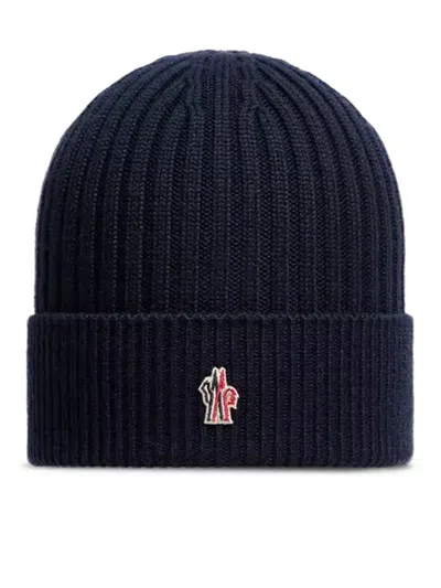 Moncler Grenoble Logo Patch Knitted Beanie In Blue