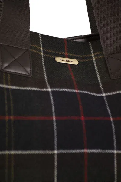 Barbour Turnberry Tartan In Misto Lana E Finiture In Ecopelle Tote In Green