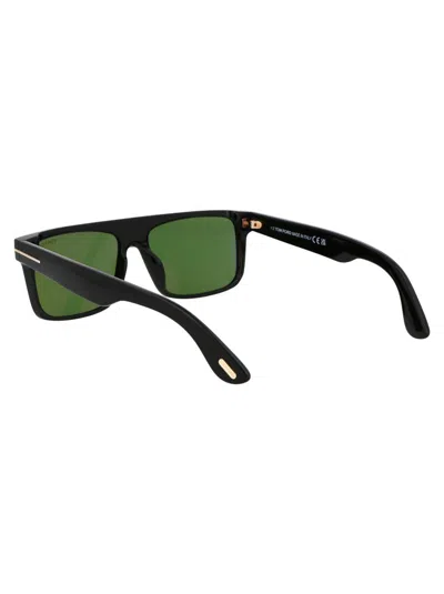 Tom Ford Squared Sunglasses Ft0999 01 N In Black