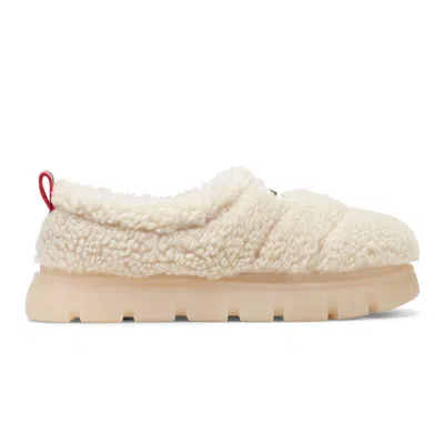 Hunter Madisons In White