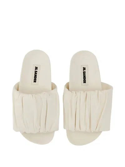 Jil Sander Flat Ruched Leather Sandals In Neutral