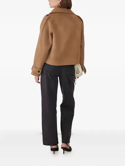 Jovonna Buttoned Jacket In Brown