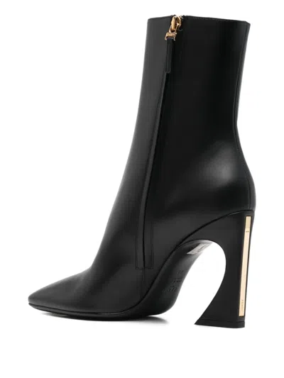 Fendi Point-toe Ankle Boot In Black