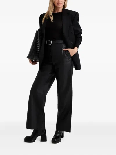 Aya Muse Long-sleeve Boat-neck Top In Black