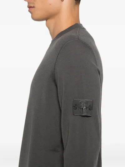 Stone Island Logo-patch Crew-neck Sweater In Gray