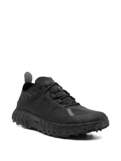 Norda 001a Round-toe Sneakers In Black