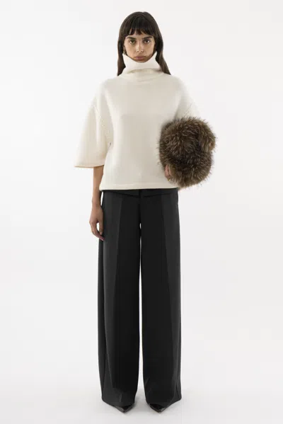 Arakii Knitted Turtleneck T-shirt In White