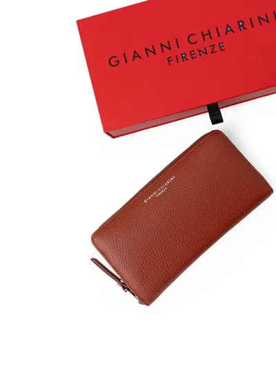 Gianni Chiarini Logo-stamp Zipped Wallet In Burgundy