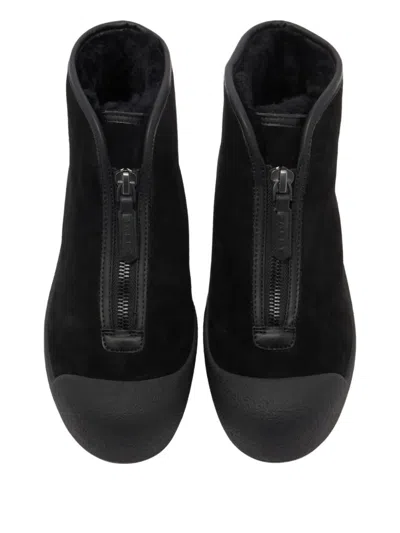 Bally Crest Zip Curling Boots In Black