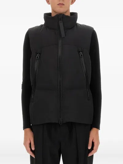 Jg1 Zip-fastening Sleeveless Gilet In Black