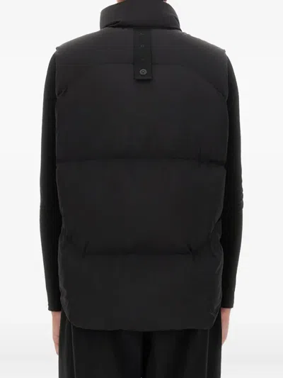 Jg1 Zip-fastening Sleeveless Gilet In Black