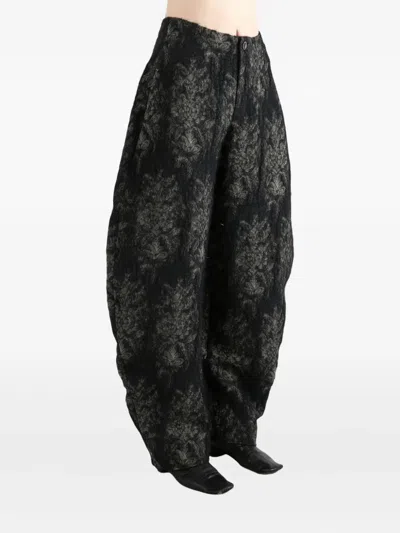 Uma Wang Abstract-pattern Trousers In Black