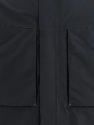 Herno Laminar Short Jacket With Pockets In Blue