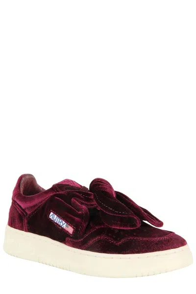 Autry Bordeaux Sneakers With Velcro Strap And Off-white Sole In Blue