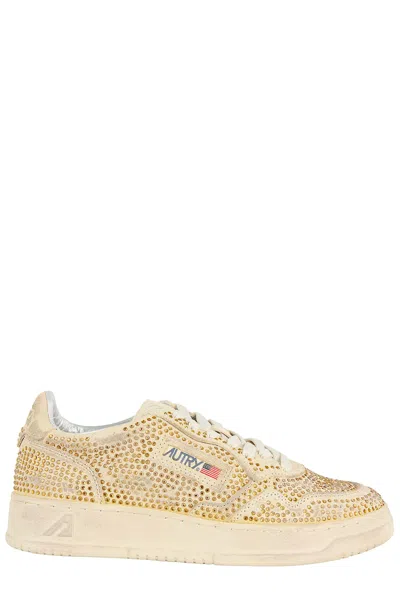 Autry Medalist Low Crystal Sneakers In Gold
