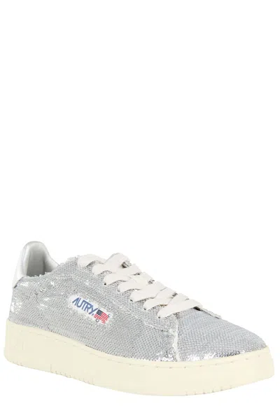 Autry Dallas Low Sparkling Sneakers In Silver And White Sequins Shoes In Gray