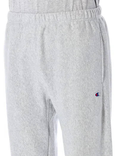 Champion Reverse Weave Patch Jogging In Gray