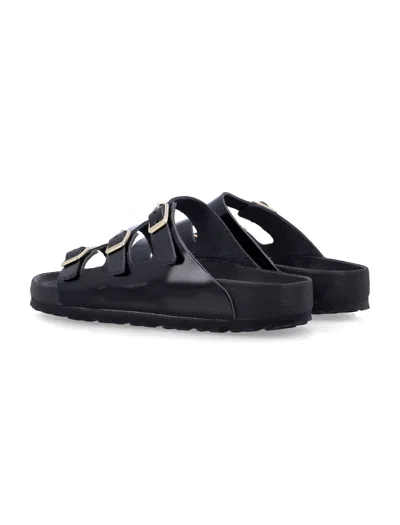 Birkenstock Slide Florida Dbuckle Exquisite Lucida Nera In Black