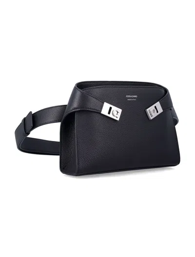 Ferragamo Leather Belt Bag Adjustable Strap In Black