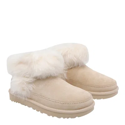 Ugg Classic Ultra Mini Chalet Beige Ankle Boots With Fur Design In Suede Woman In Neutral