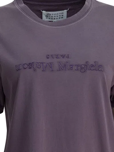 Maison Margiela Sophisticated T-shirt With Unique Design And High-quality Craftsmanship In Purple
