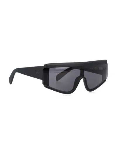 Retrosuperfuture Zed Rectangular Sunglasses Thick Temples In Black