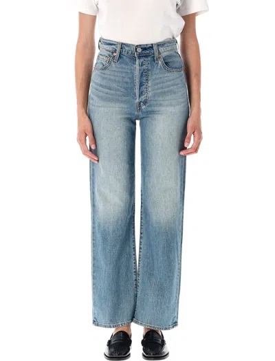 Levi's Ribcage Straight Ankle Jeans In Blue
