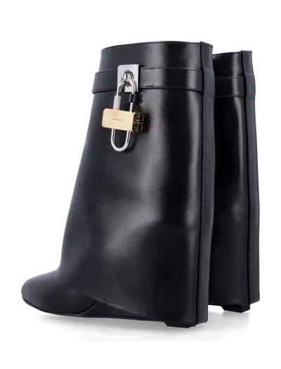 Givenchy Shark Lock Leather Ankle Boots In Black