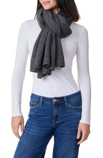 Amicale Cashmere Featherweight Scarf In Black