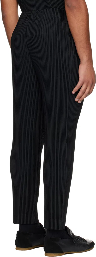 Issey Miyake Pleated Design Pants With Straight Tapered Leg Silhouette In Black