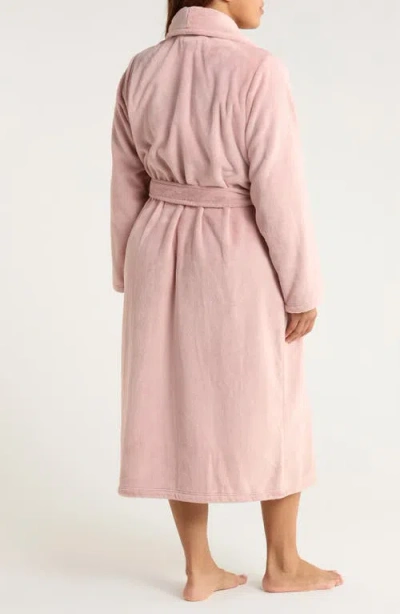 Nordstrom Shawl Collar Plush Robe In Pink