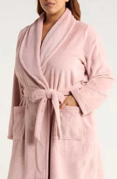 Nordstrom Shawl Collar Plush Robe In Pink