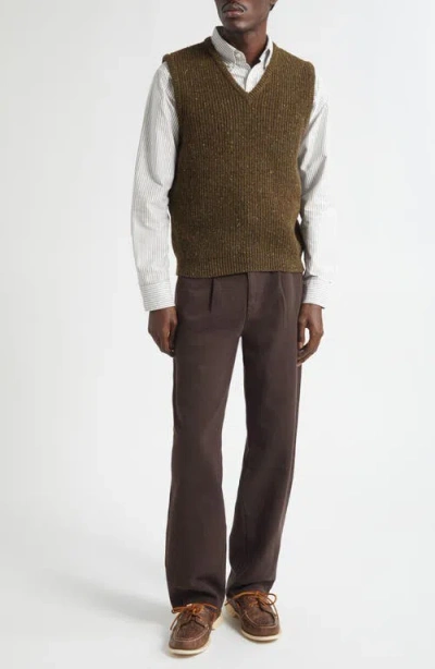Noah Donegal Wool Sweater Vest In Green