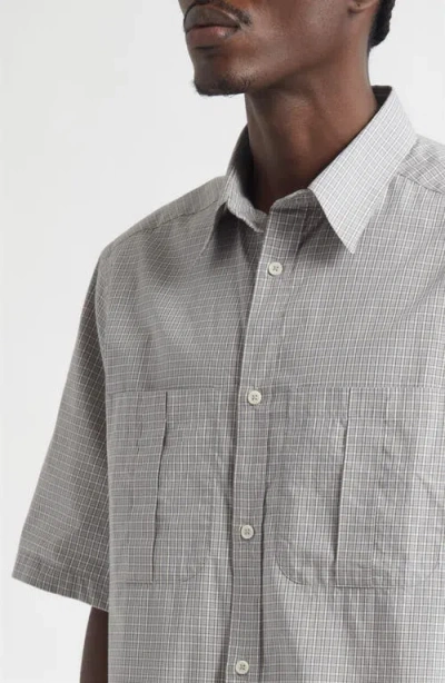 De Bonne Facture Painters Short Sleeve Organic Cotton Button-up Shirt In Gray