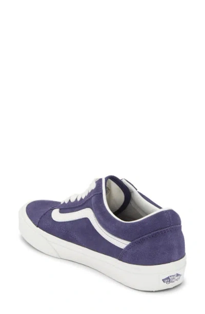 Vans Old Skool Sneaker In Purple