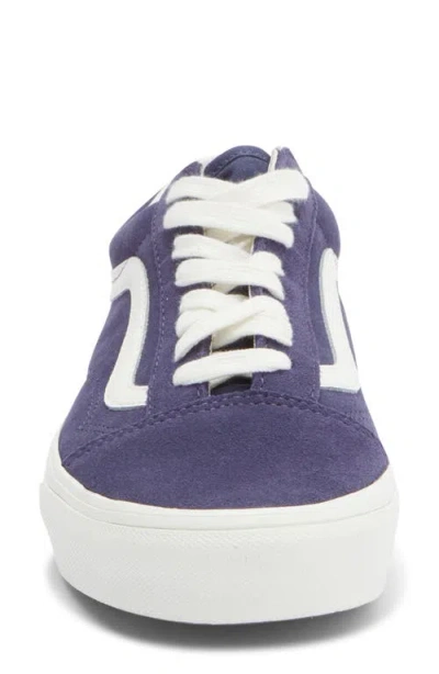 Vans Old Skool Sneaker In Purple