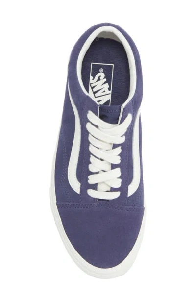 Vans Old Skool Sneaker In Purple
