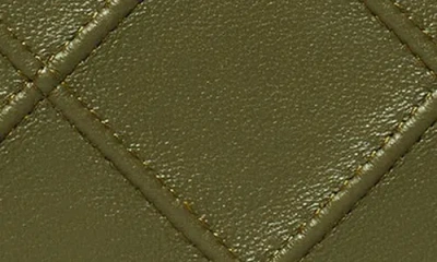 Tory Burch Fleming Quilted Zip Leather Card Case In Green