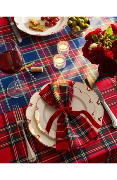 Petite Plume Imperial Tartan Plaid Set Of 4 Napkins In Red
