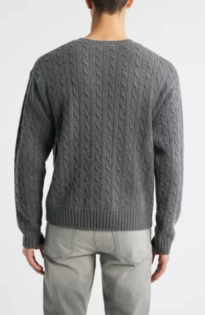 Frame Cabled Cashmere Crewneck Sweater In Gray
