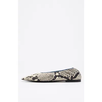 Bimba Y Lola Pointed Toe Ballerina In Animal Print