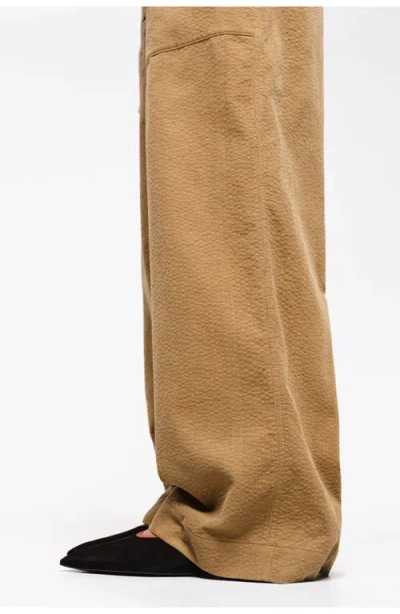 Bimba Y Lola Pointed Toe Ballerina In Black