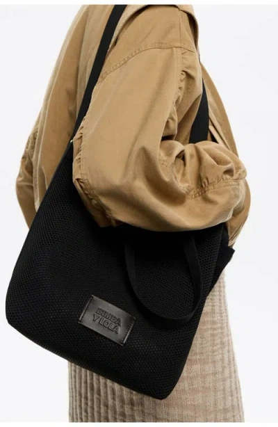 Bimba Y Lola Medium Flyknit Shoulder Bag In Black