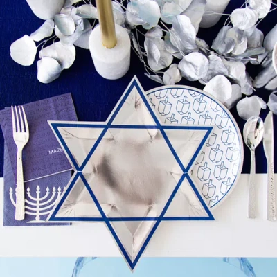 Jollity & Co . Hanukkah Dreidel Print Dinner Plates In Multi