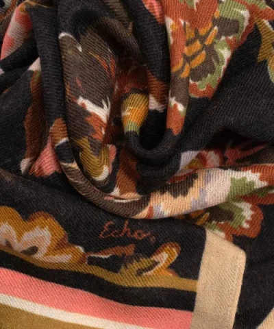 Echo Park Floral Wrap In Black