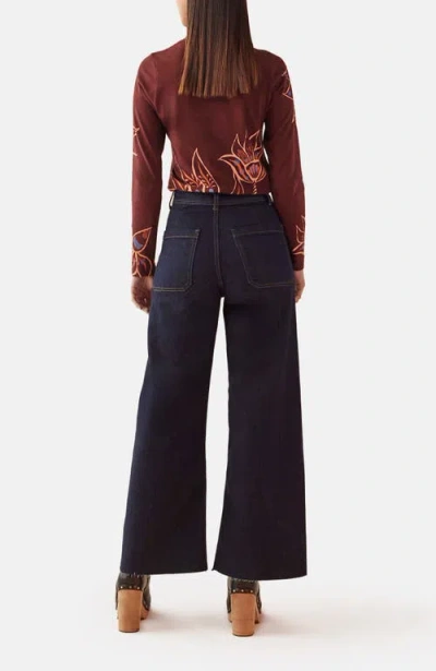 Omika Thea Top In Multi