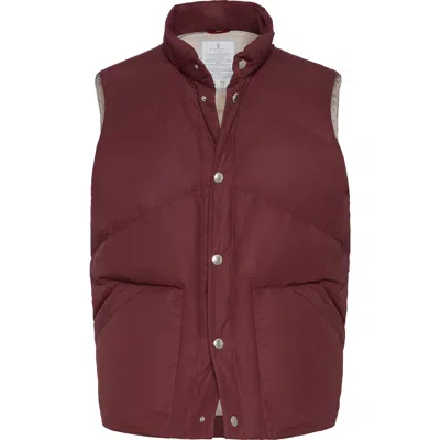Brunello Cucinelli Padded Buttoned Gilet In Burgundy