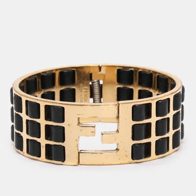 Pre-owned Fendi Ff Gold Tone Metal And Black Leather Detail Cuff Bracelet
