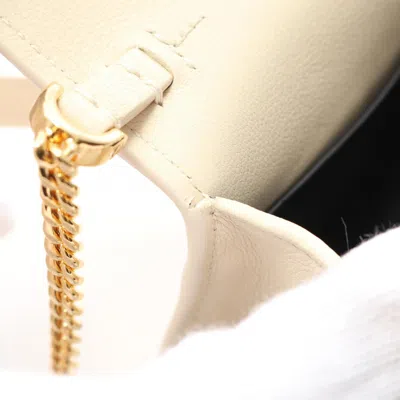 Pre-owned Bvlgari White Leather Shoulder Bag ()